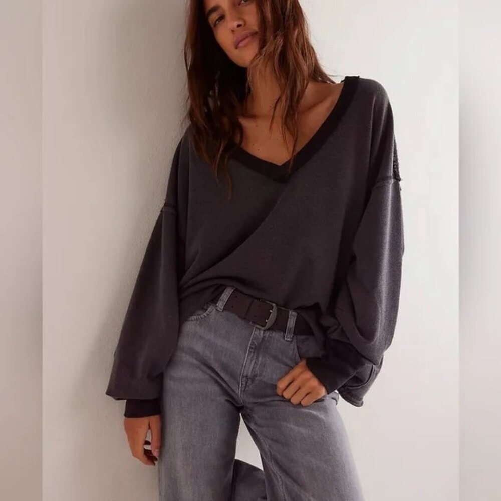 NWT Free people We the Free Venice V-neck Black size- LARGE